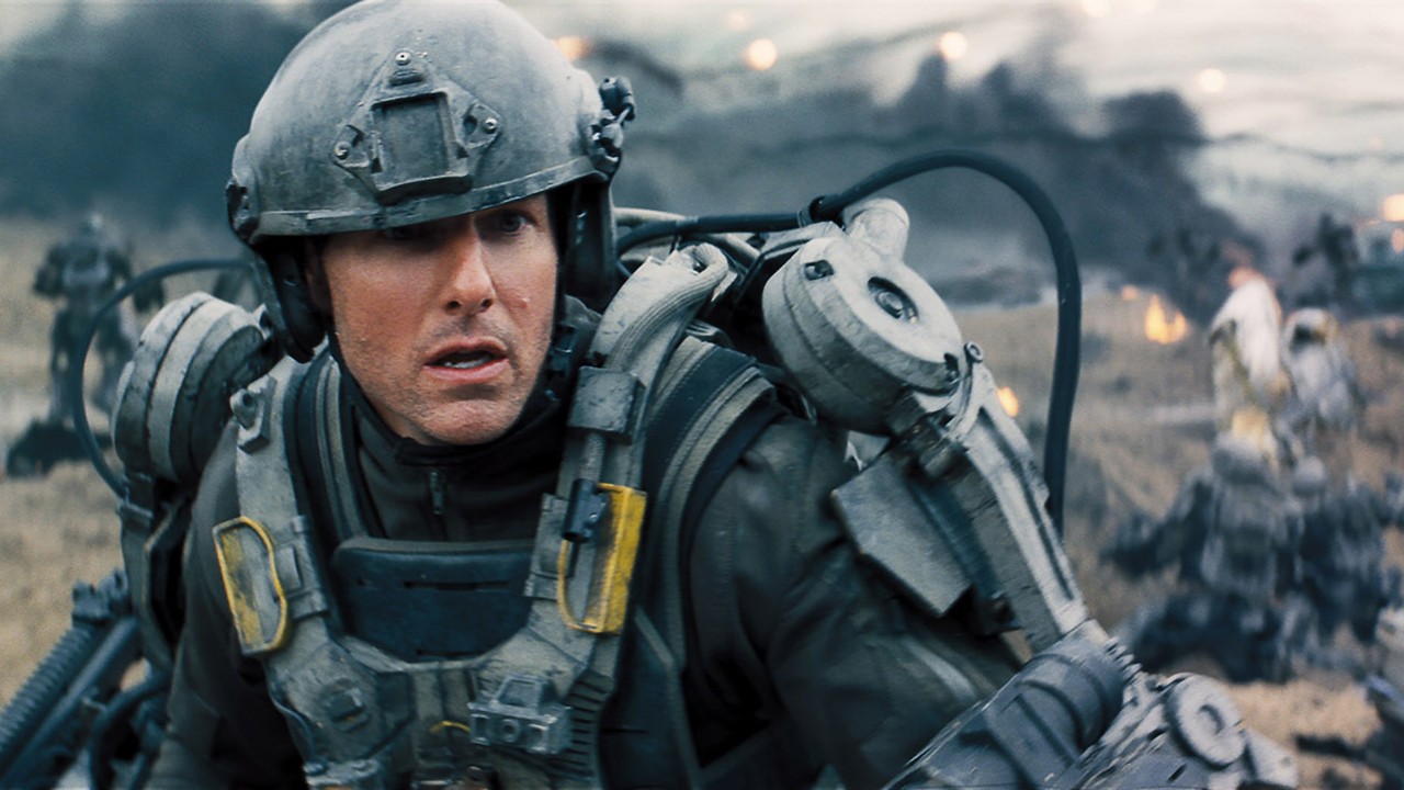 "Edge of Tomorrow": novo trailer mostra Tom Cruise a repetir o mesmo dia até à exaustão