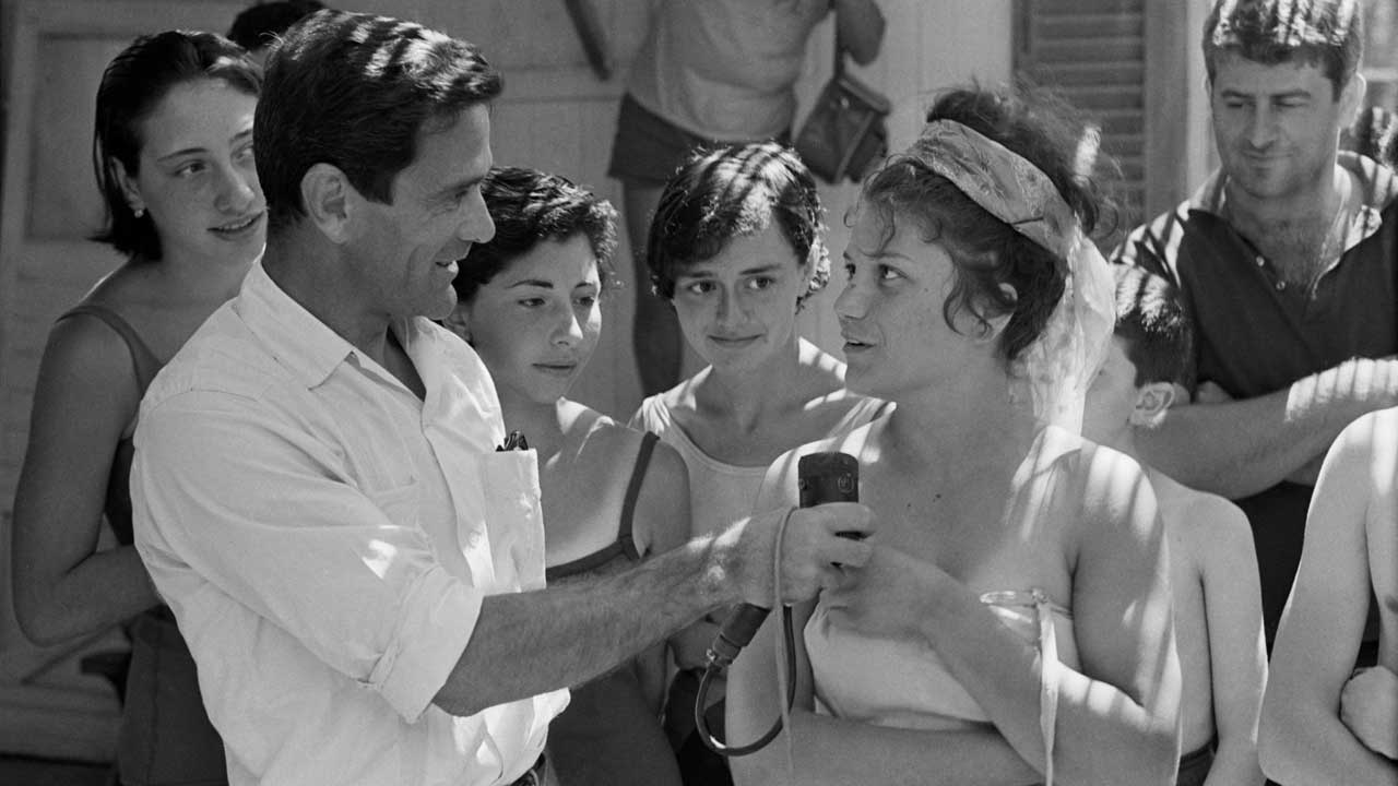 Comícios de Amor (Ciclo o Cinema Segundo Pasolini) / Comizi d'amore (1965)
