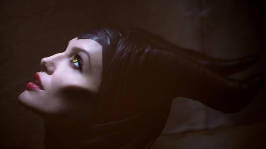 Primeira imagem de Angelina Jolie em "Maleficent"