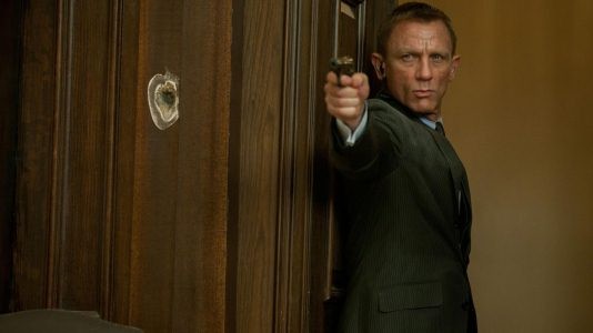 Daniel Craig vai continuar a ser Bond