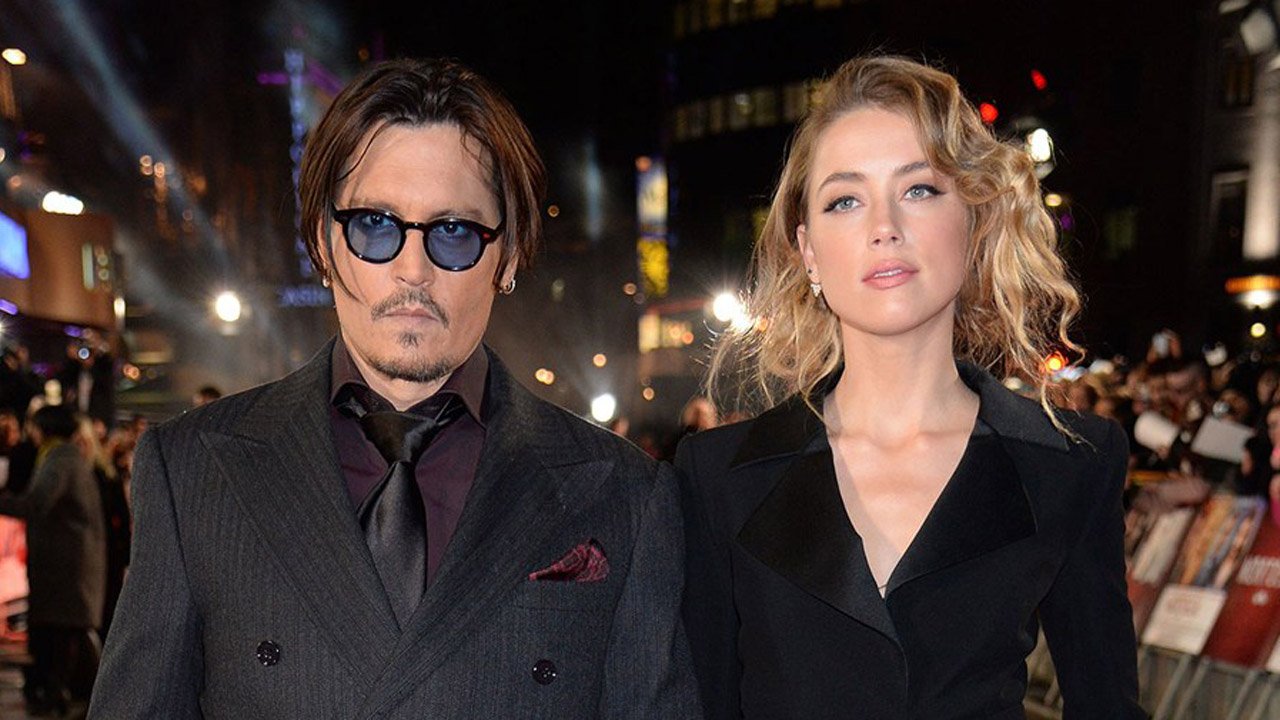 Amber Heard divorcia-se de Johnny Depp