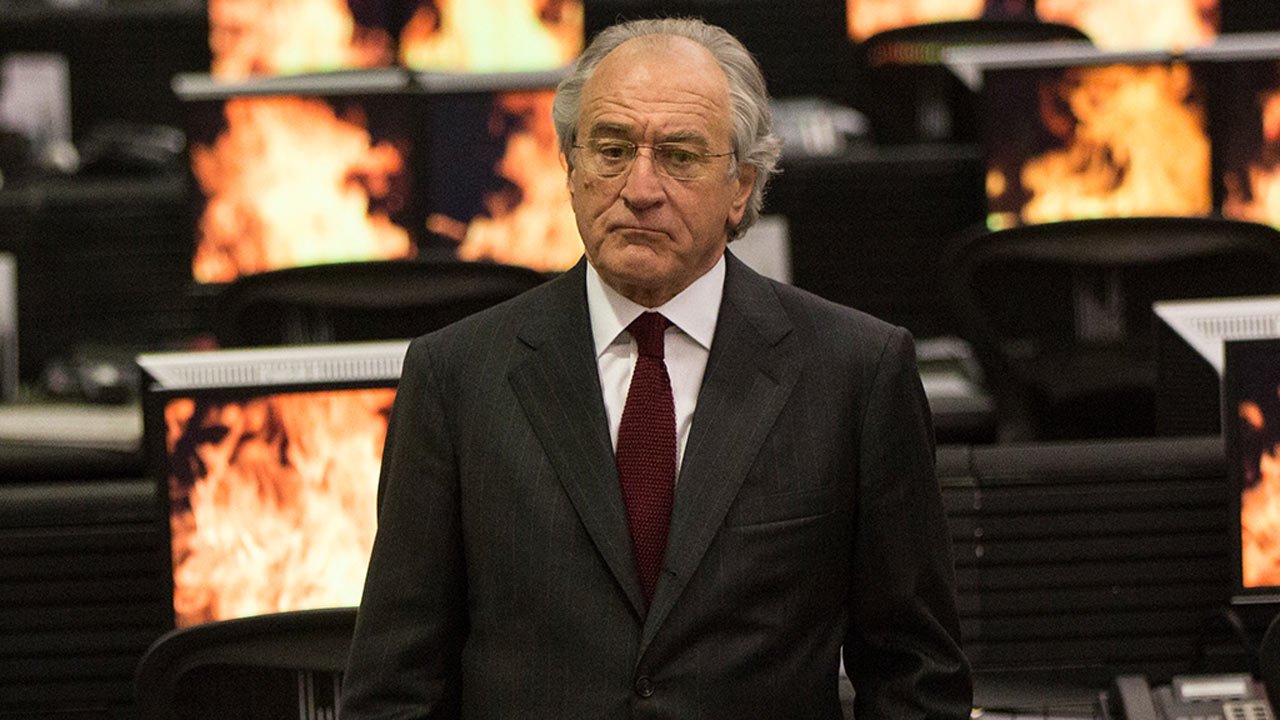 Robert de Niro é o vigarista Bernie Madoff no trailer de "The Wizard of Lies"