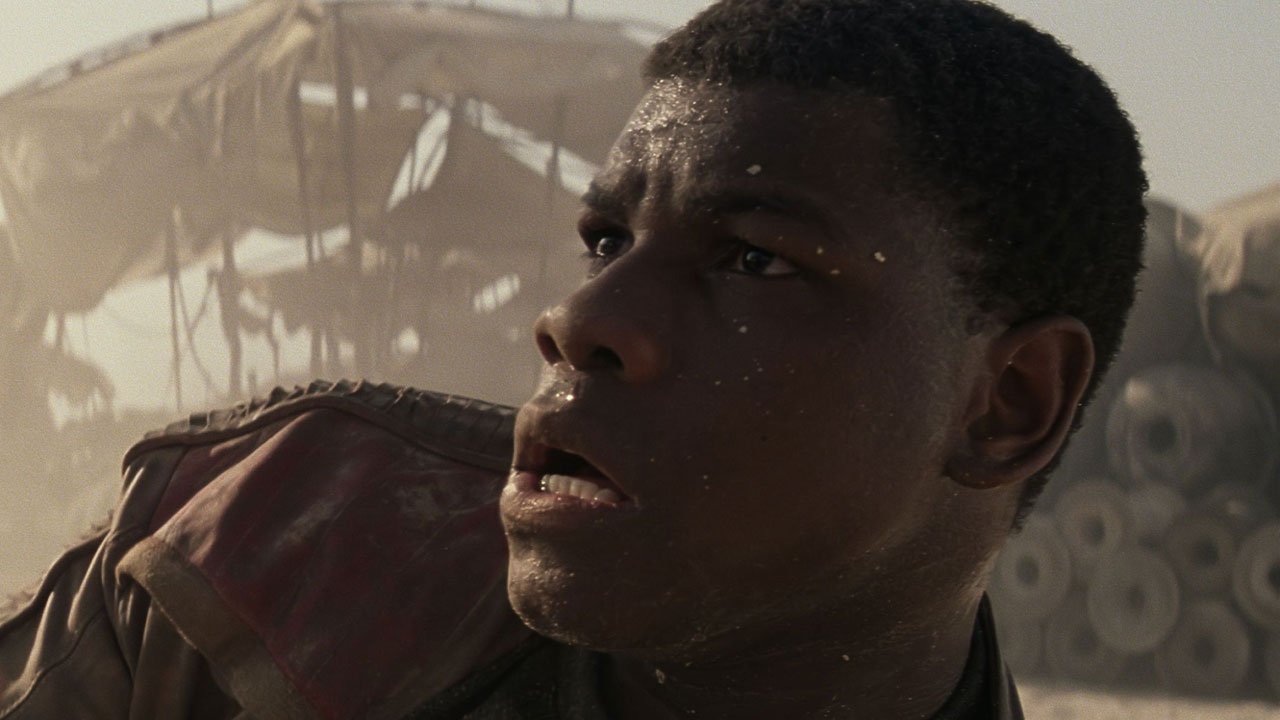 John Boyega pega ao serviço em julho para as filmagens de "Star Wars: Episode IX"