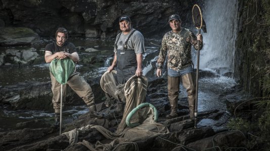 Discovery Showcase HD estreia série sobre uma estranha pesca à enguia
