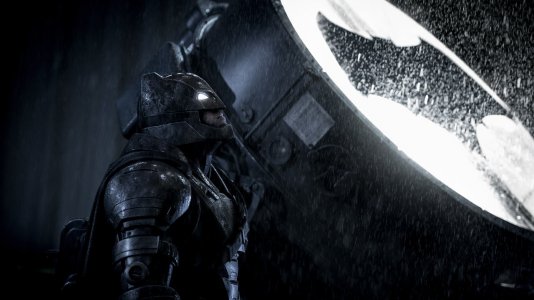 [Terminado] Ganhe convites para a antestreia de "Batman v Super-Homem: O Despertar da Justiça" no Porto